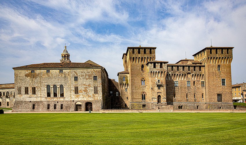 The splendid Palazzo Ducale: the residence of the Gonzagas, lords of Mantua